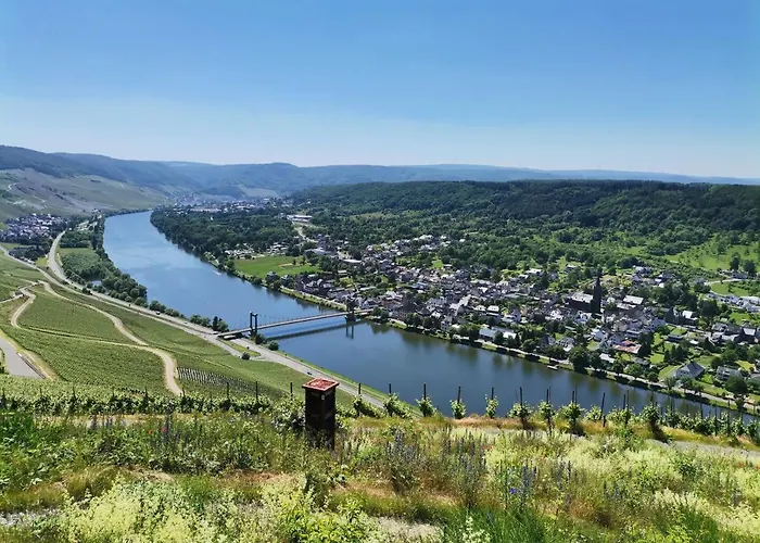 Sonnenufer & Moselwein I * ベルンカステル・クース